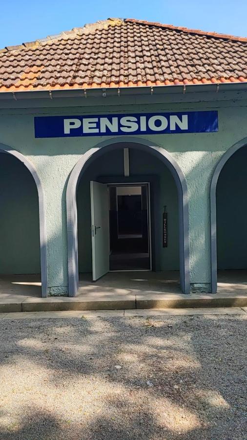 Pension Hopela Gotha Buitenkant foto